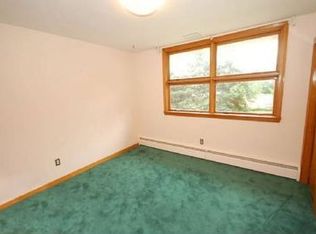 1431 Cook School Rd, Pittsburgh, PA