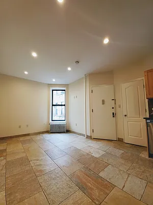 Rented by Level Group | media 19