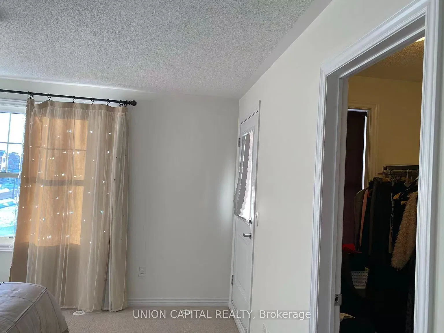 4 bed, $3,200 — Photo 4