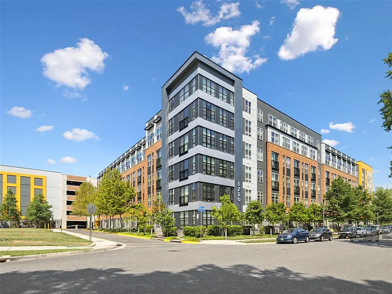 The Parker at Huntington Metro — Photo 24