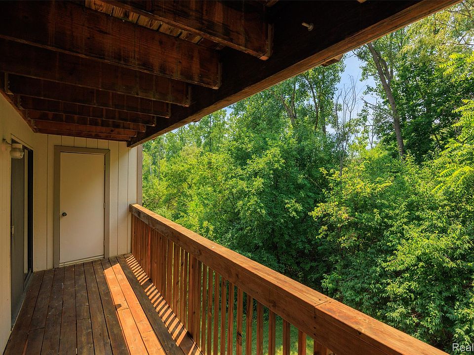 1693 Riverside Dr Apt 3, photo 19