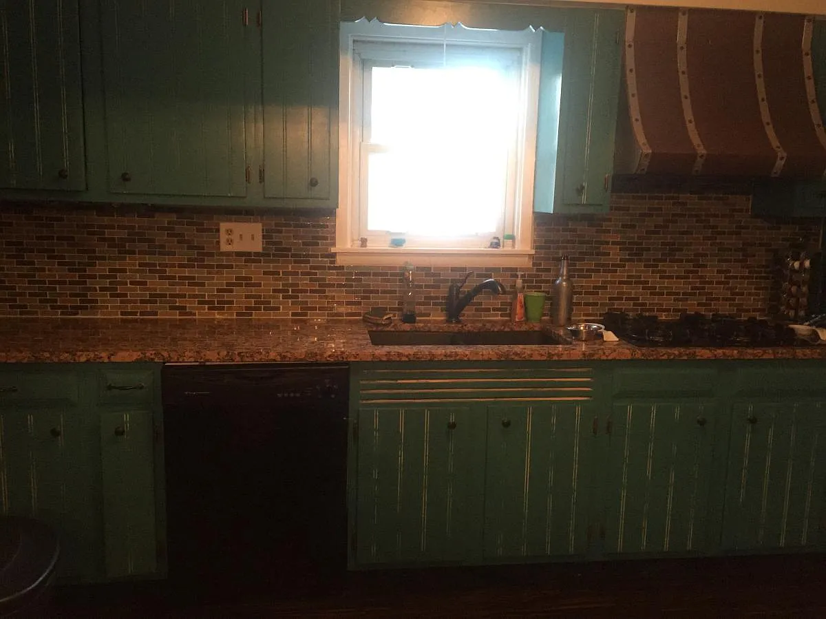 532 Eagle Street — Photo 2