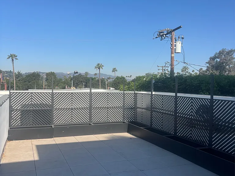 2317 Olive Ave — Photo 18