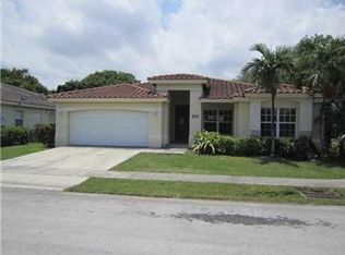 1322 N 30th Ct, Hollywood, FL 33021