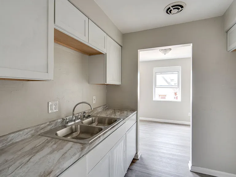 2885 Hampton Rd — Photo 11