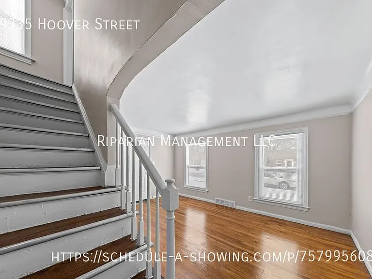 19335 Hoover St — Photo 3