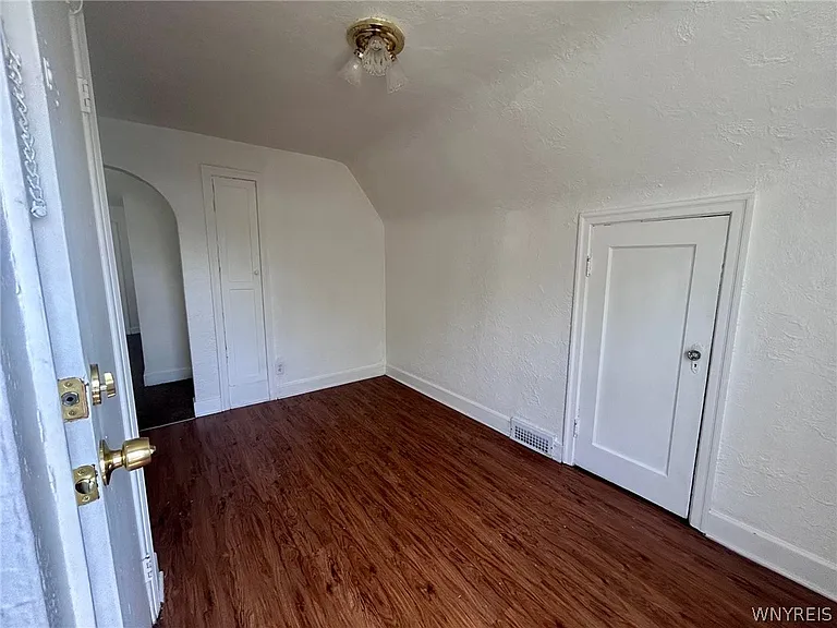 2405 Grand Ave #UPPER — Photo 5