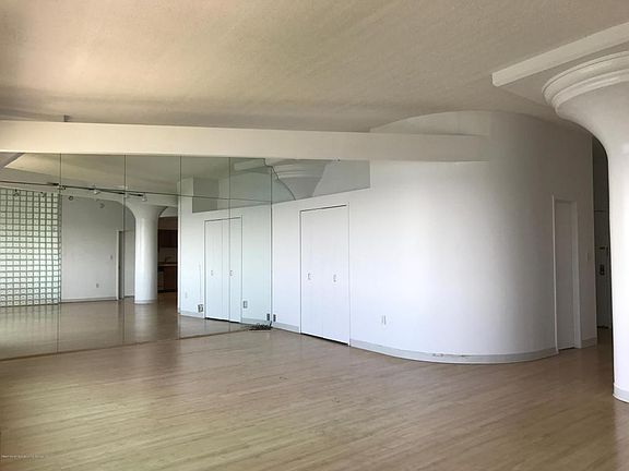 4th image of 10 Bay Street Lndg APT 6C