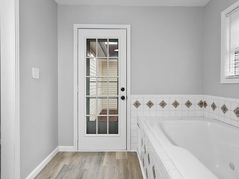 2724 Ann Dr — Photo 21