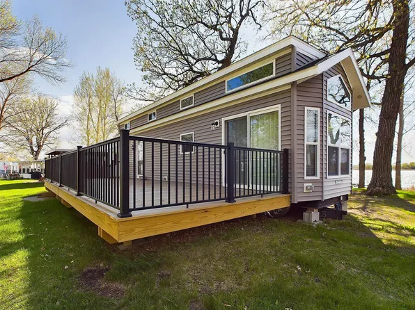 23488 Waskawood Rd #16, Glenwood, MN 56334