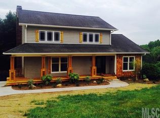 5967 Willowbottom Rd, Hickory, NC 28602