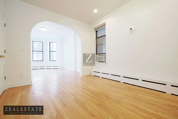 Rented by ZealEstate Group Inc | media 22