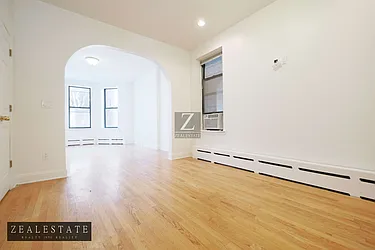 Rented by ZealEstate Group Inc