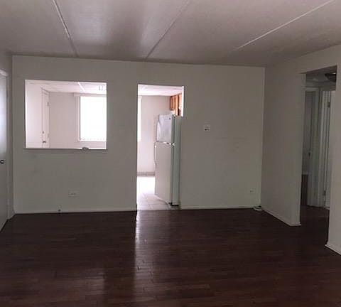3rd image of 1030 Dunlop Ave