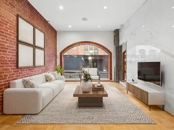 453 West 56th Street image 2 of 11