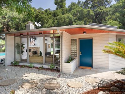 3054 Buckingham Rd, Glendale, CA, 91206