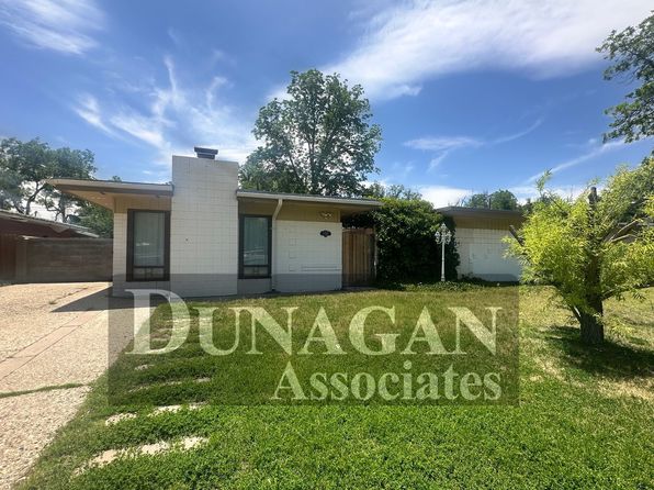 1207 Bryan Cir