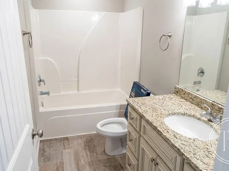 709 English Oak Dr — Photo 23