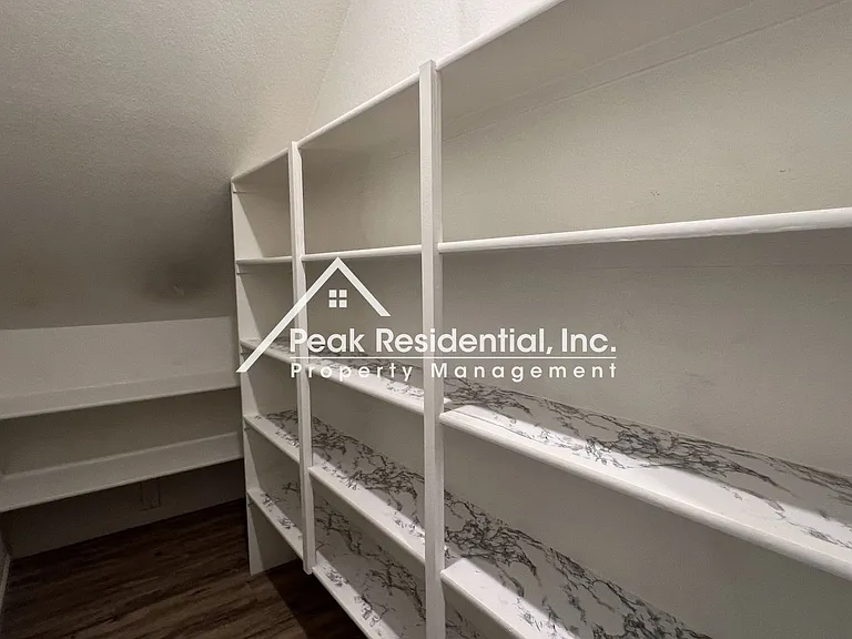 3236 Sunny Gate Ln — Photo 14