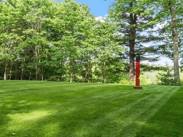 389 River Rd, Carlisle, MA 01741