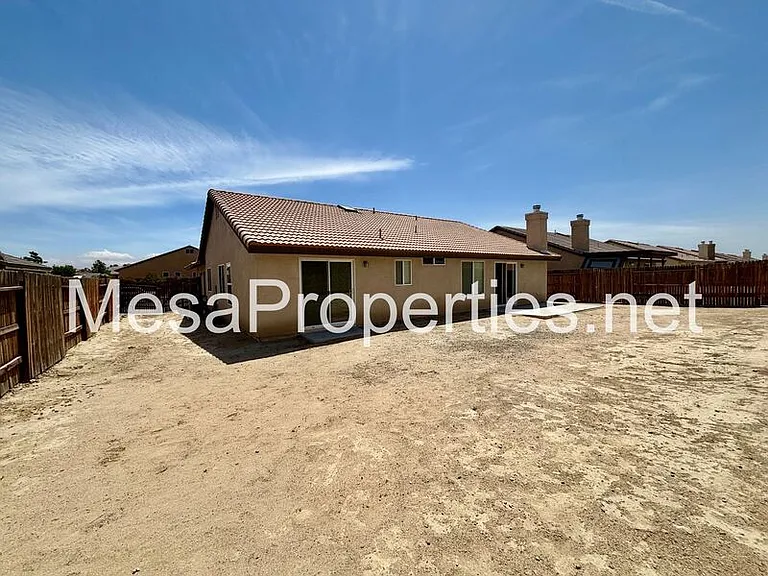 16000 Elkins St — Photo 29