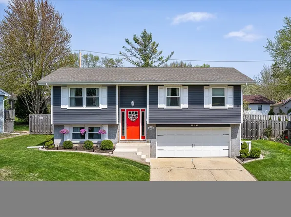 716 S 9th Ave, Saint Charles, IL 60174