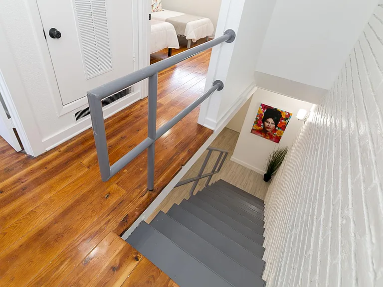 2232 Bellefontaine St #3 — Photo 9