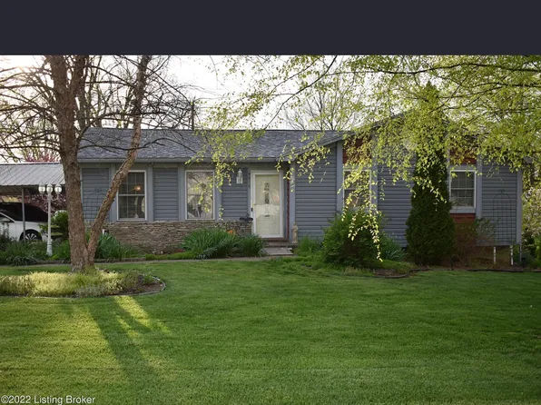 4016 Stony Brook Dr, Jeffersontown, KY 40299