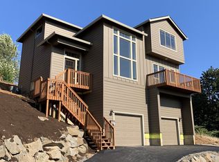 400 SE Oak View Ln, Estacada, OR 97023