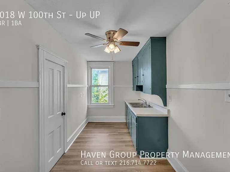 2018 W 100th St #UP UP — Photo 11