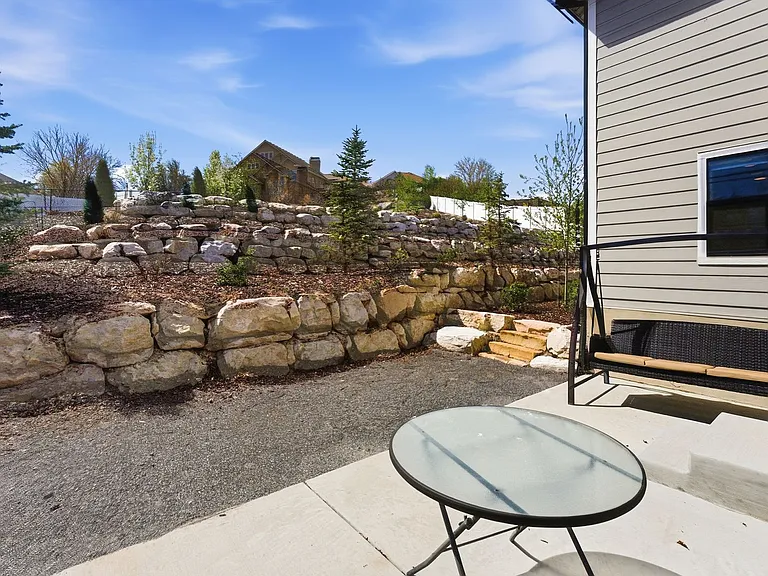 11716 S Meeks Ct — Photo 4