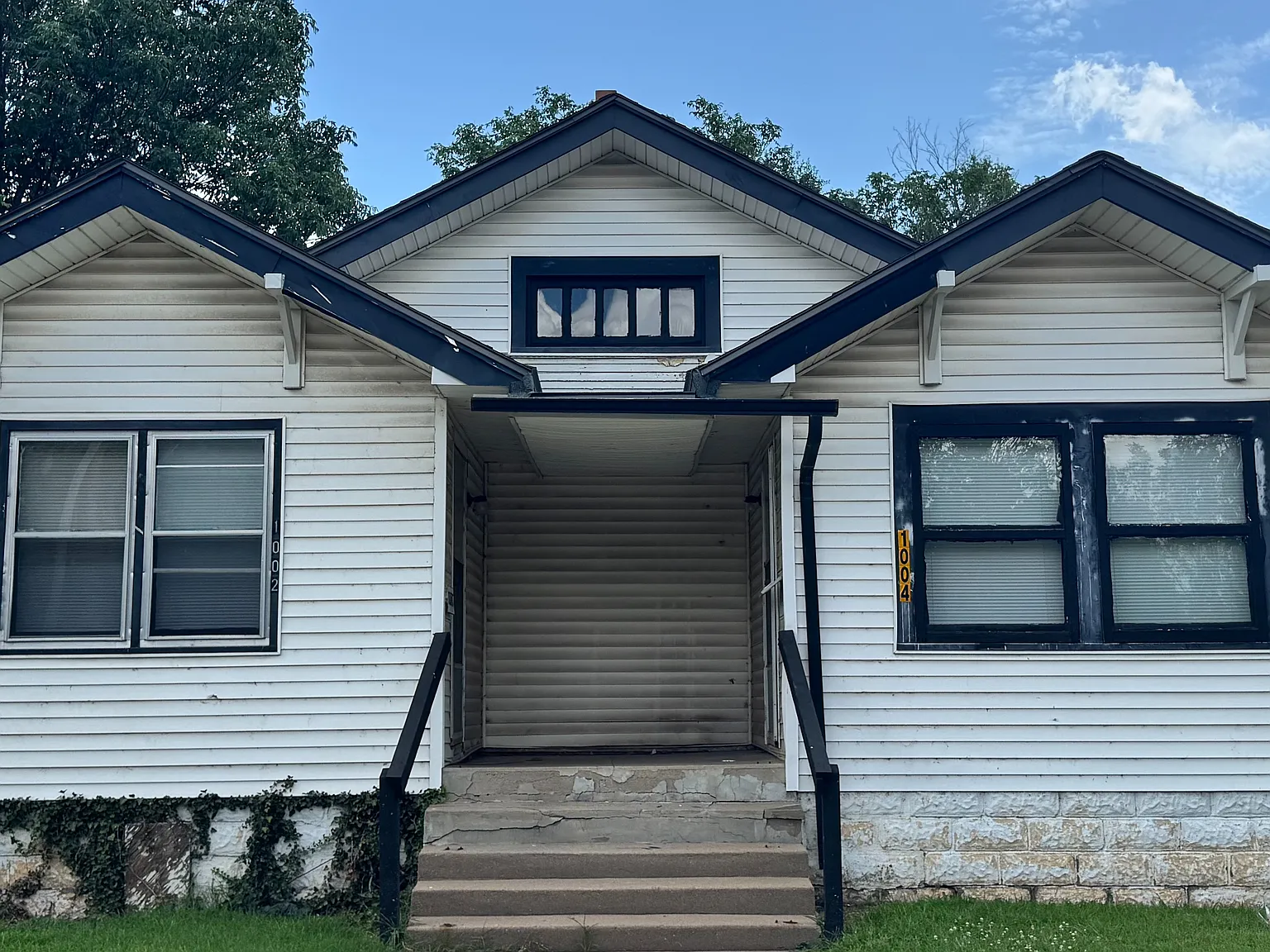 1004 S Market St — Photo 1