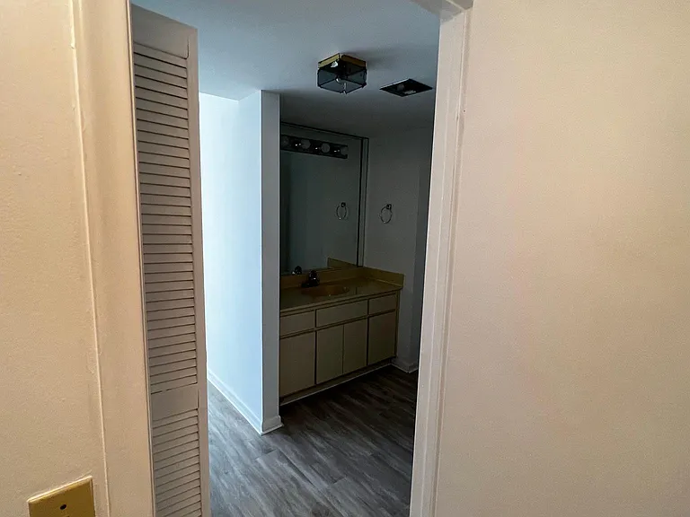 730 Coral Way #101 — Photo 7