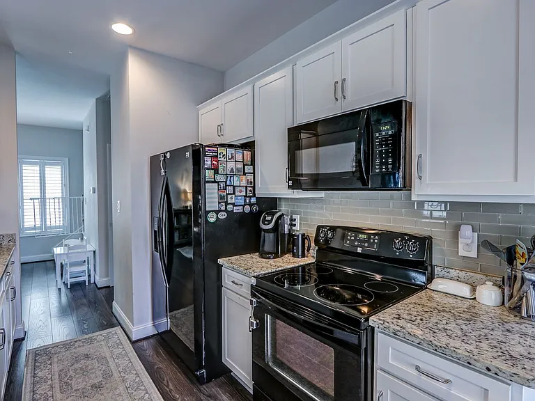 105 Ridgeline Ln — Photo 17