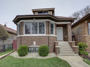 7940 W Westwood Dr, Elmwood Park, IL 60707
