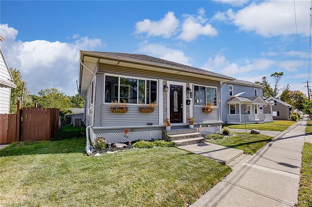 120 N Hyatt St, Tipp City, OH 45371 Zillow