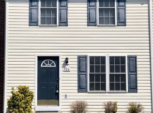 126 Kadies Ln, Edinburg, VA 22824