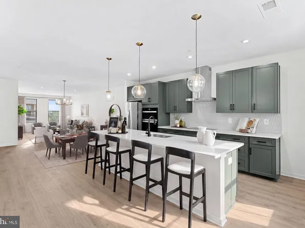 8 Sepia Sq #Ka, Ashburn, VA 20147