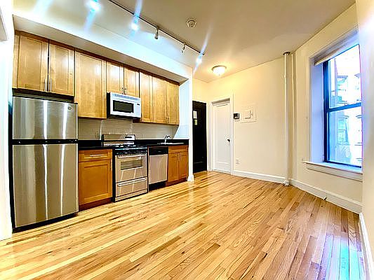1st image of 228 E 80th St APT 5RE