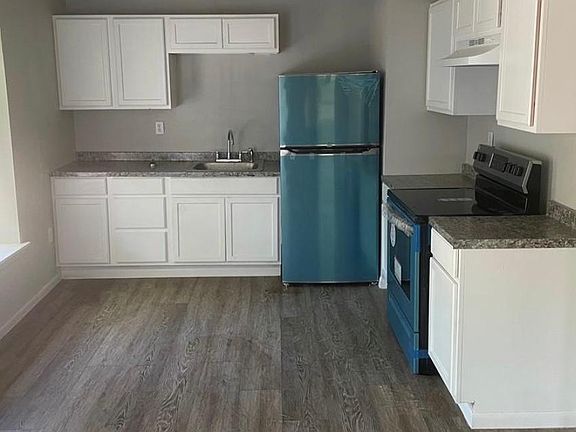 4th image of 318 N 16th St #318
