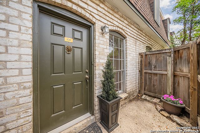 1st image of 1045 Shook Ave #104A