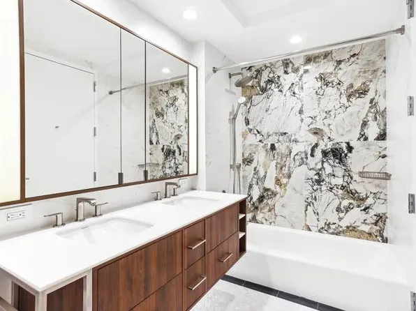 115 East 55th Street image 11 of 18