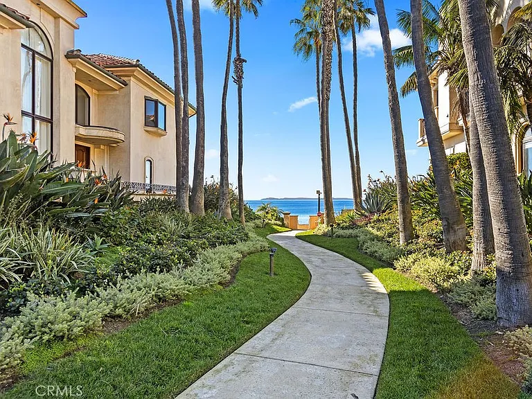 96 Ritz Cove Dr — Photo 32