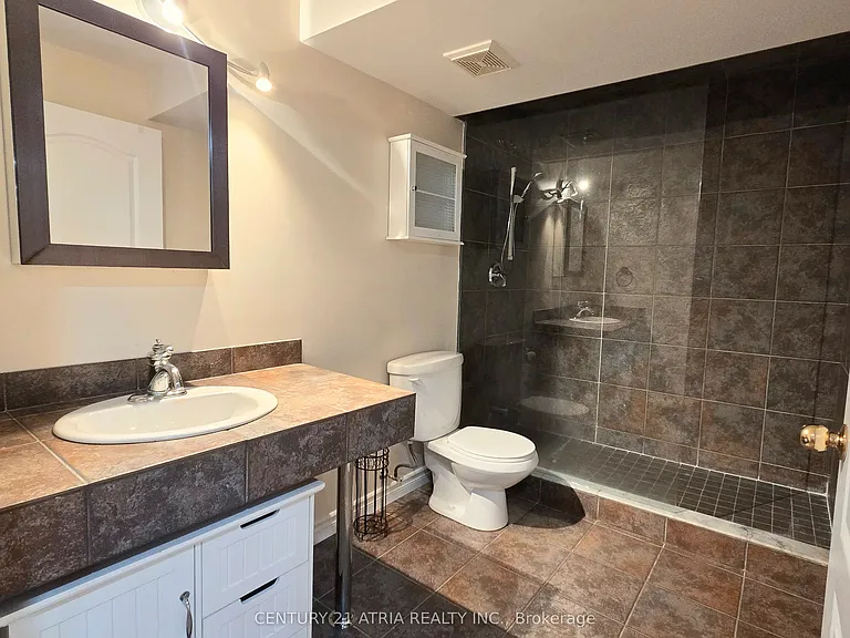 31 Cliveden Pl — Photo 29