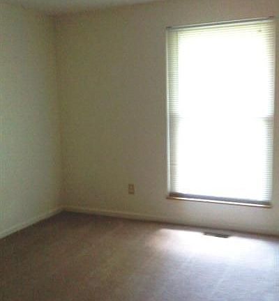 5th image of 595 Brunswick Dr