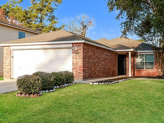 3rd image of 16360 Hidden River Ct