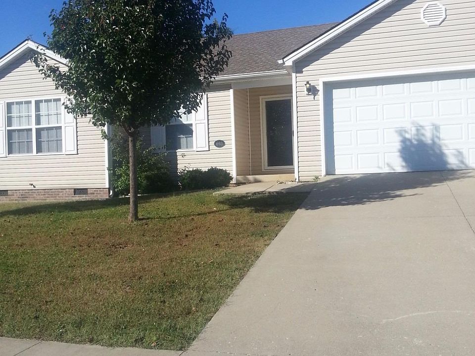 1st image of 693 Cottonwood Dr