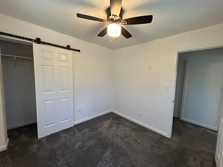 2609 University Ave #B — Photo 5