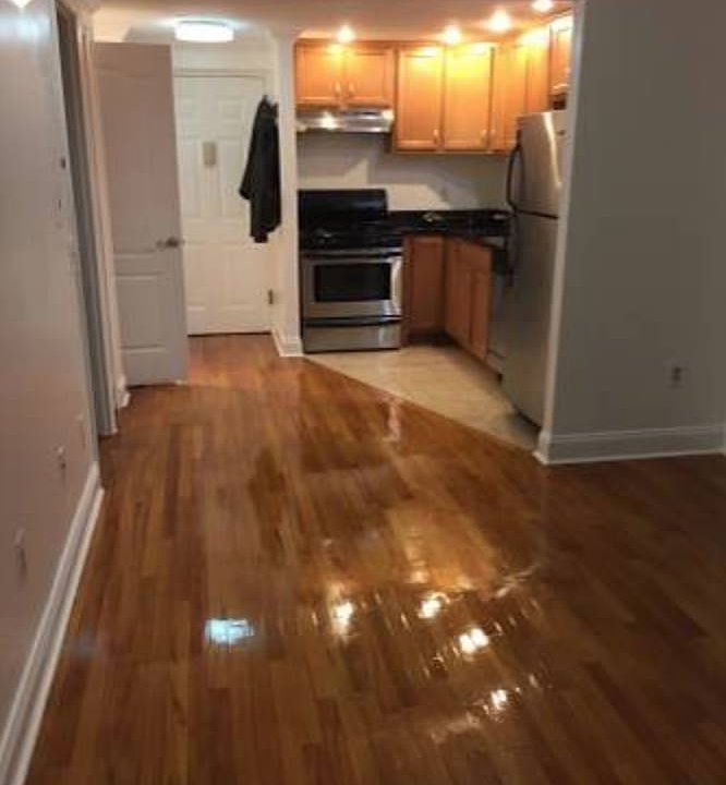 1st image of 3123 Crescent St APT 4A