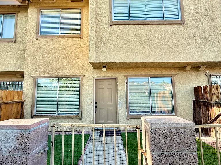 6477 Little Pine Way — Photo 4